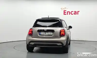 Mini Cooper 2023 1.5 гидро в Москве № 2132019, миниатюра 4
