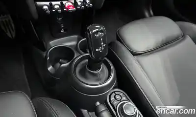 Mini Cooper 2023 1.5 гидро в Москве № 2132019, миниатюра 9