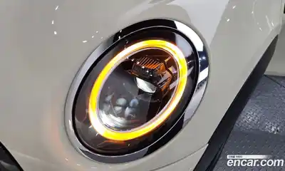 Mini Cooper 2022 1.5 гидро в Москве № 2132023, миниатюра 8