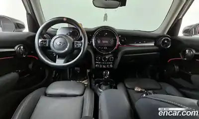 Mini Cooper 2022 1.5 гидро в Москве № 2132023, миниатюра 10