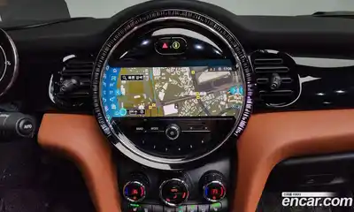 Mini Cooper Convertible 2021 2.0 гидро в Москве № 2132064, миниатюра 11