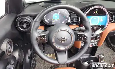 Mini Cooper Convertible 2021 2.0 гидро в Москве № 2132064, миниатюра 12
