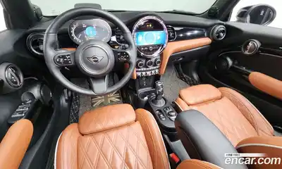 Mini Cooper Convertible 2021 2.0 гидро в Москве № 2132064, миниатюра 7