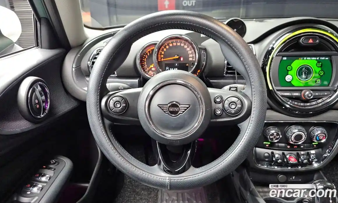 Mini Clubman 2019 1.5 гидро в Москве № 2132069, фото 19