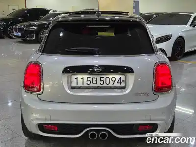 Mini Cooper 2019 2.0 гидро в Москве № 2132162, миниатюра 4