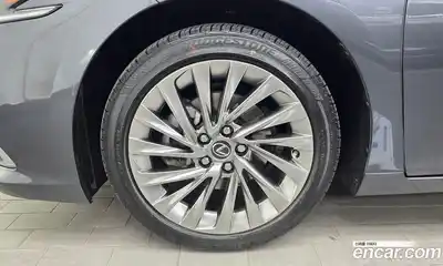 Lexus ES 2024 2.5 гидро в Москве № 2132304, миниатюра 5