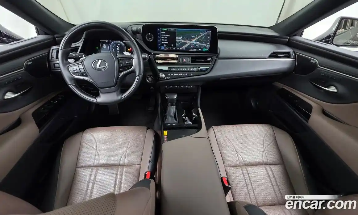 Lexus ES 2024 2.5 гидро в Москве № 2132304, фото 10