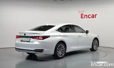 Lexus ES 2024 2.5 гидро в Москве № 2132305, миниатюра 2