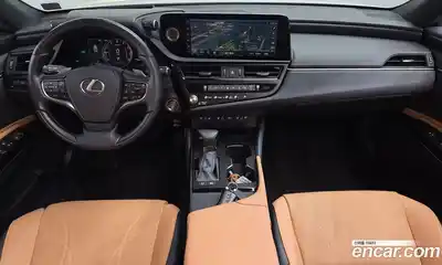 Lexus ES 2024 2.5 гидро в Москве № 2132305, миниатюра 10