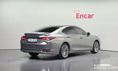 Lexus ES 2023 2.5 гидро в Москве № 2132308, миниатюра 2