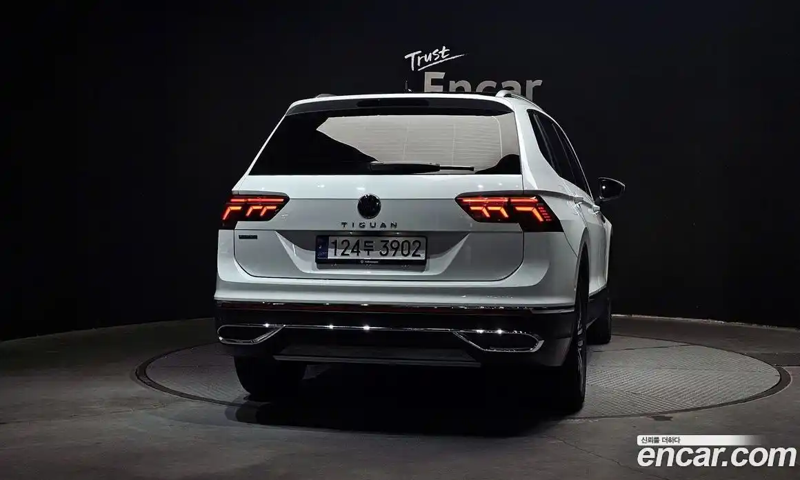 Volkswagen Tiguan 2024 2.0 гидро в Москве, фото 4