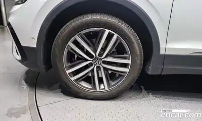 Volkswagen Tiguan 2024 2.0 гидро в Москве, миниатюра 5