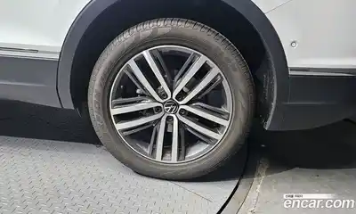 Volkswagen Tiguan 2024 2.0 гидро в Москве, миниатюра 7
