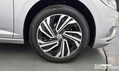 Volkswagen Jetta 2020 1.4 гидро в Москве № 2132390, миниатюра 6