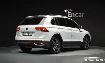 Volkswagen Tiguan 2022 2.0 гидро в Москве № 2132435, миниатюра 1