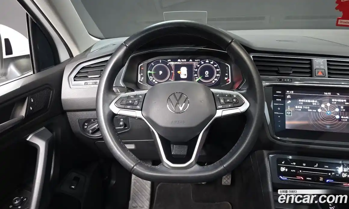Volkswagen Tiguan 2022 2.0 гидро в Москве № 2132435, фото 19