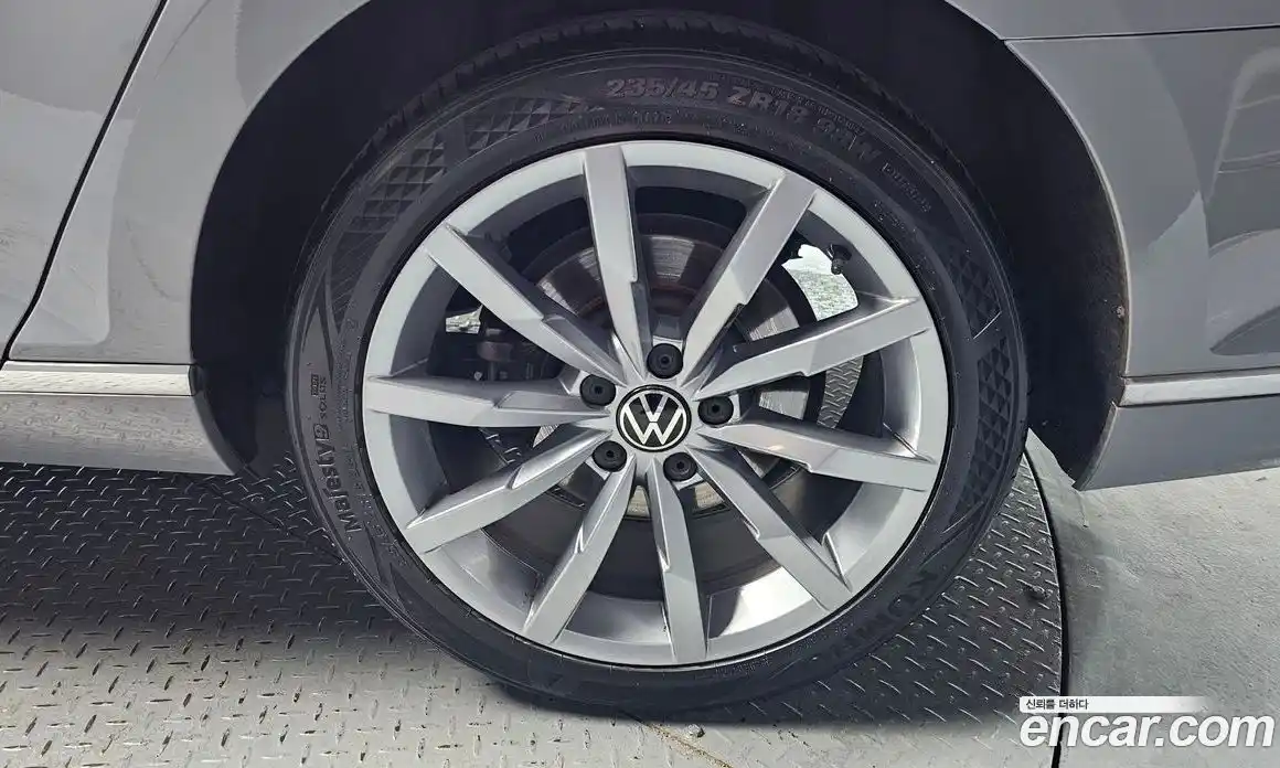 Volkswagen Passat 2022 2.0 гидро в Москве № 2132471, фото 7
