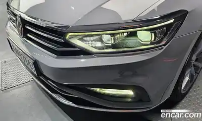 Volkswagen Passat 2022 2.0 гидро в Москве № 2132471, миниатюра 8