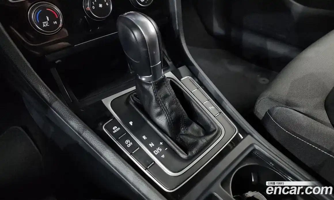 Volkswagen Golf 2013 1.6 гидро в Москве № 2132487, фото 9