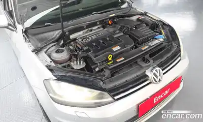 Volkswagen Golf 2014 2.0 гидро в Москве № 2132505, миниатюра 6