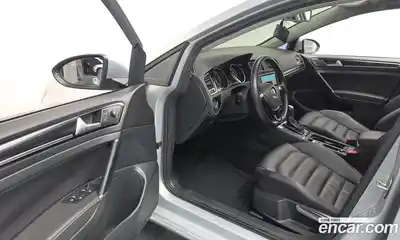 Volkswagen Golf 2014 2.0 гидро в Москве № 2132505, миниатюра 10