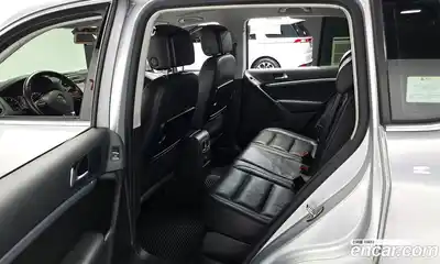 Volkswagen Tiguan 2014 2.0 гидро в Москве № 2132511, миниатюра 12