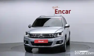 Volkswagen Tiguan 2014 2.0 гидро в Москве № 2132511, миниатюра 3