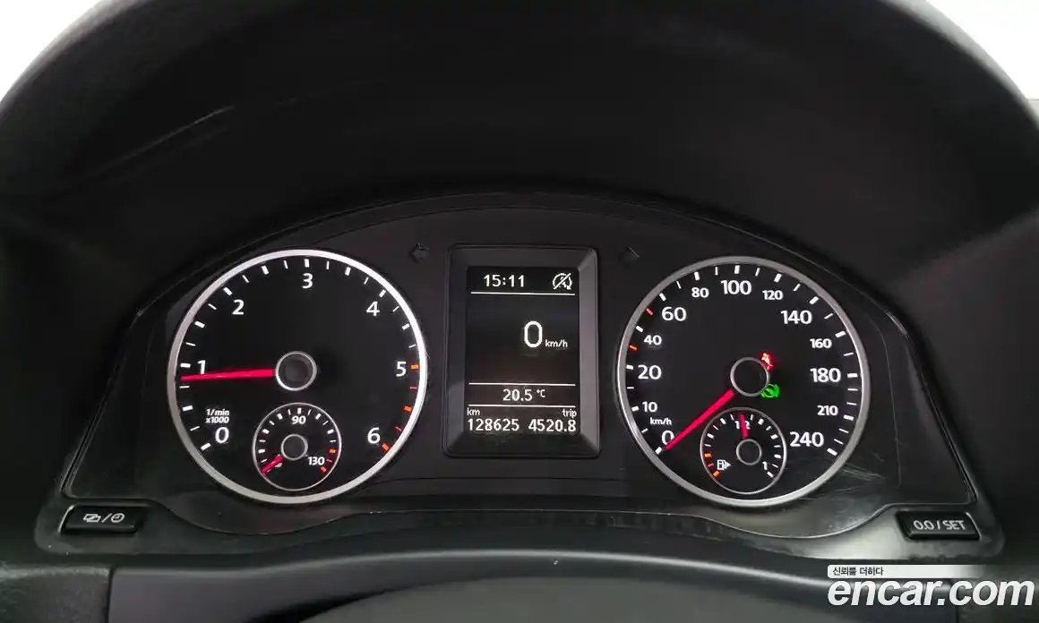 Volkswagen Tiguan 2014 2.0 гидро в Москве № 2132511, фото 8