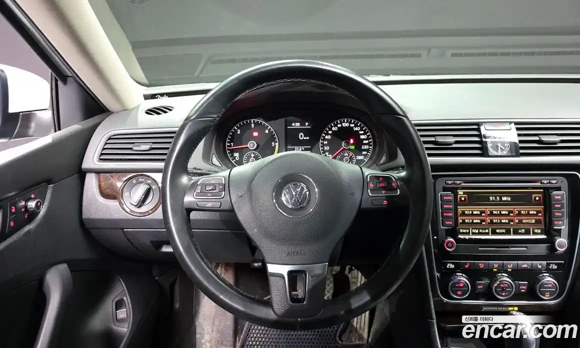 Volkswagen Passat 2014 2.0 гидро в Москве № 2132548, фото 13
