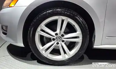 Volkswagen Passat 2014 2.0 гидро в Москве № 2132548, миниатюра 5