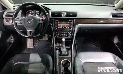 Volkswagen Passat 2014 2.0 гидро в Москве № 2132548, миниатюра 7
