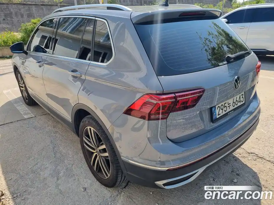 Volkswagen Tiguan 2021 2.0 гидро в Москве, фото 3