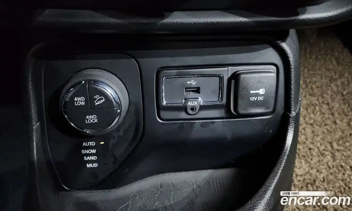 Jeep Renegade 2016 2.0 гидро в Москве, фото 12