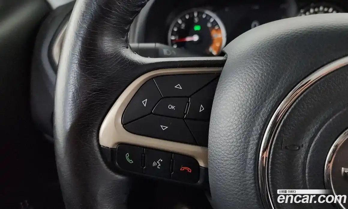 Jeep Renegade 2016 2.0 гидро в Москве, фото 18