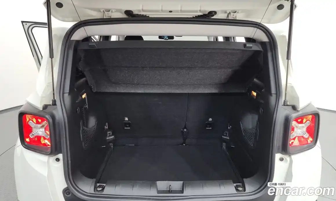 Jeep Renegade 2016 2.0 гидро в Москве, фото 20