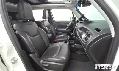 Jeep Renegade 2021 2.4 гидро в Москве № 2132687, миниатюра 11