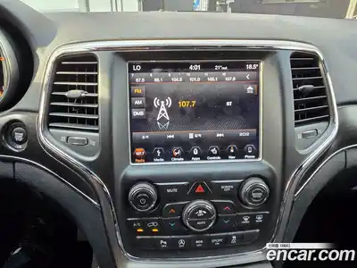 Jeep Cherokee 2018 3.6 гидро в Москве № 2132857, миниатюра 12