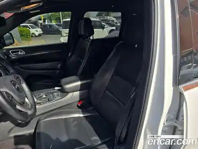 Jeep Cherokee 2018 3.6 гидро в Москве № 2132857, миниатюра 8