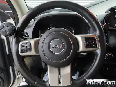 Jeep Compass 2013 2.4 гидро в Москве № 2132893, миниатюра 8