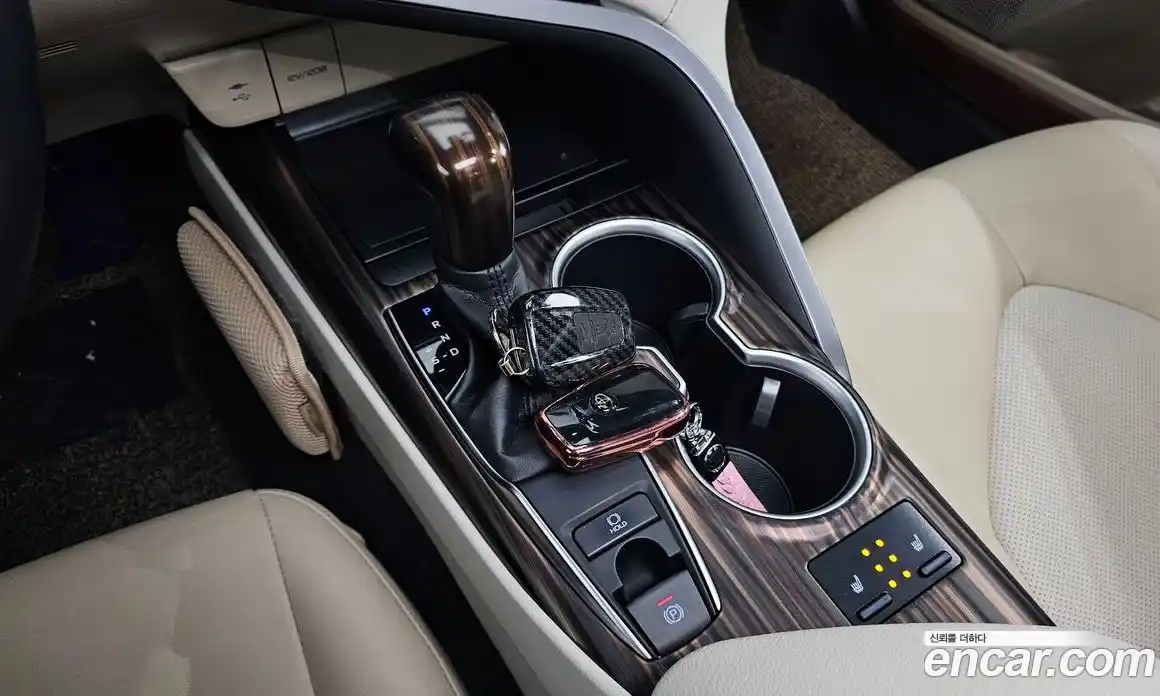 Toyota Camry 2018 2.5 гидро в Москве № 2132945, фото 11