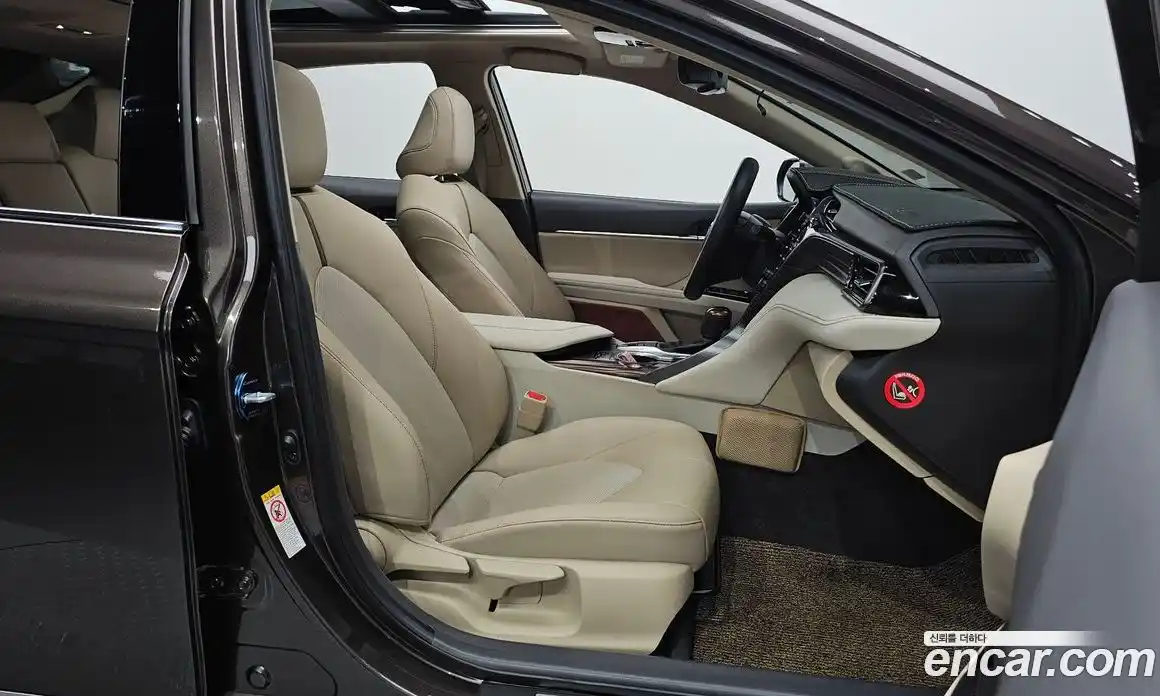 Toyota Camry 2018 2.5 гидро в Москве № 2132945, фото 12