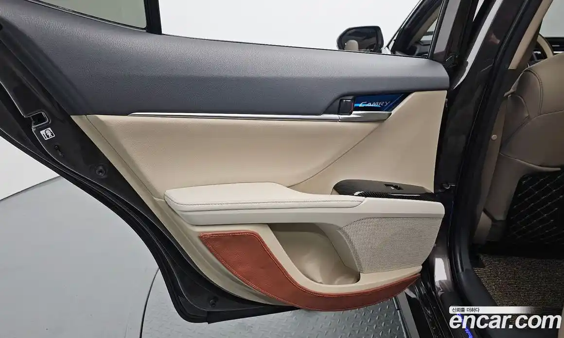 Toyota Camry 2018 2.5 гидро в Москве № 2132945, фото 14