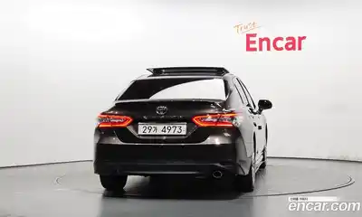Toyota Camry 2018 2.5 гидро в Москве № 2132945, миниатюра 3