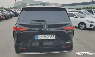 Toyota Sienna 2025 2.5 гидро в Москве № 2133145, миниатюра 3