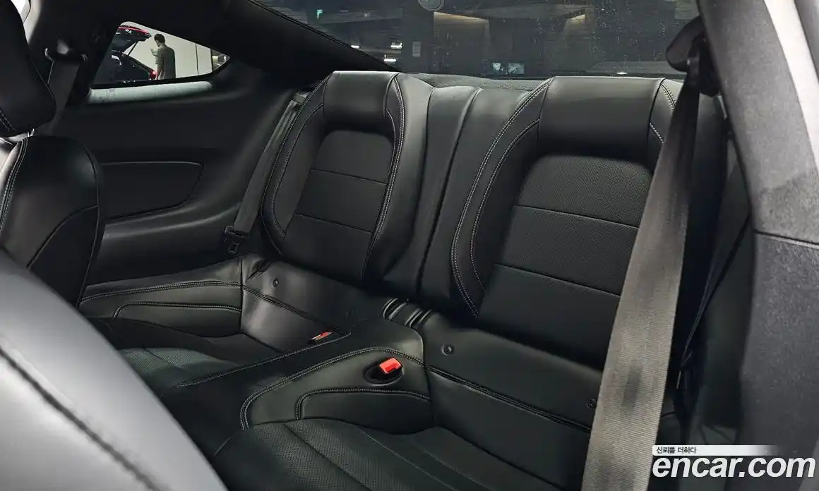 Ford Mustang 2019 2.3 гидро в Москве № 2133430, фото 16