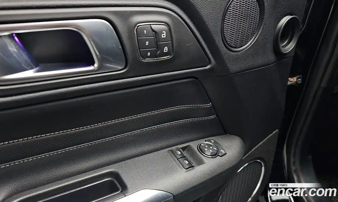 Ford Mustang 2019 2.3 гидро в Москве № 2133430, фото 22