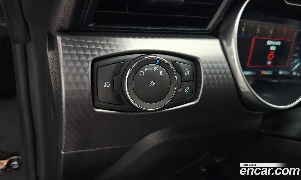 Ford Mustang 2019 2.3 гидро в Москве № 2133430, фото 29