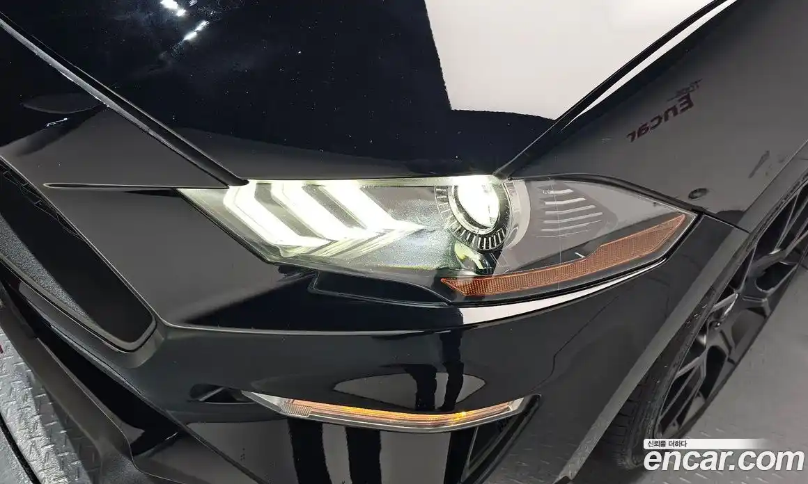 Ford Mustang 2019 2.3 гидро в Москве № 2133430, фото 7