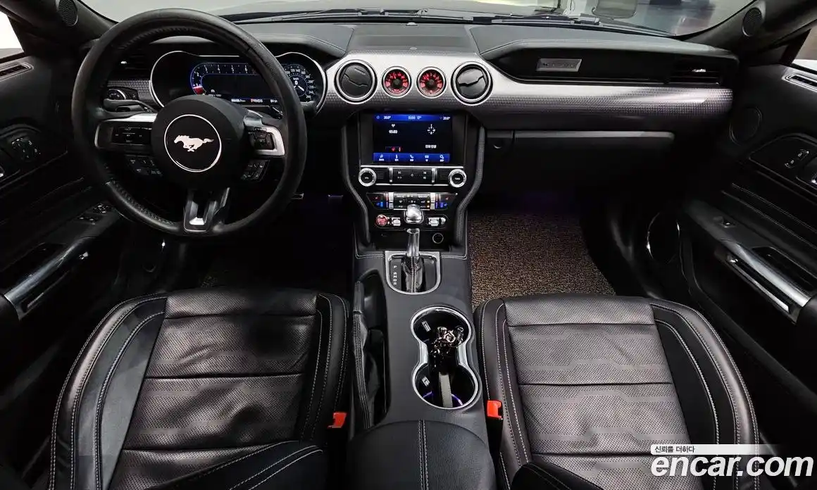 Ford Mustang 2019 2.3 гидро в Москве № 2133430, фото 9