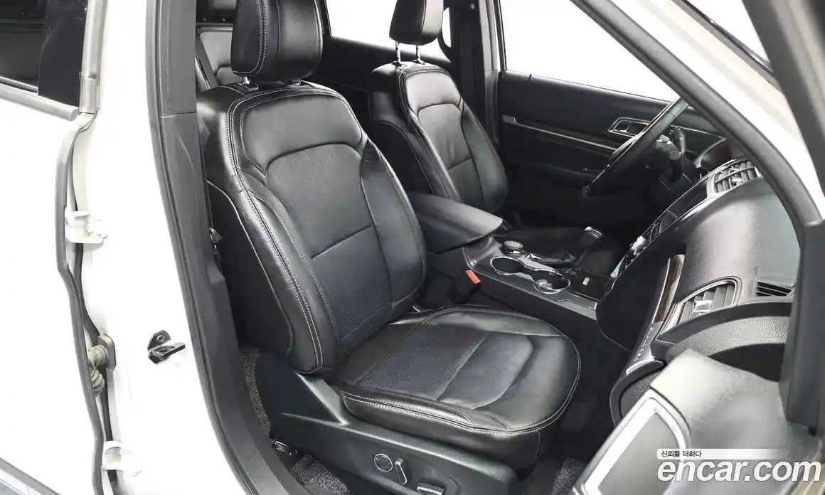 Ford Explorer 2018 2.3 гидро в Москве № 2133491, фото 12